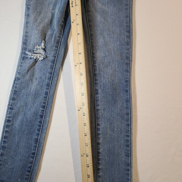 Levi’s 711 Skinny Jeans 8 Slim Distressed Blue Denim Stretch Mid Rise - Picture 7 of 7